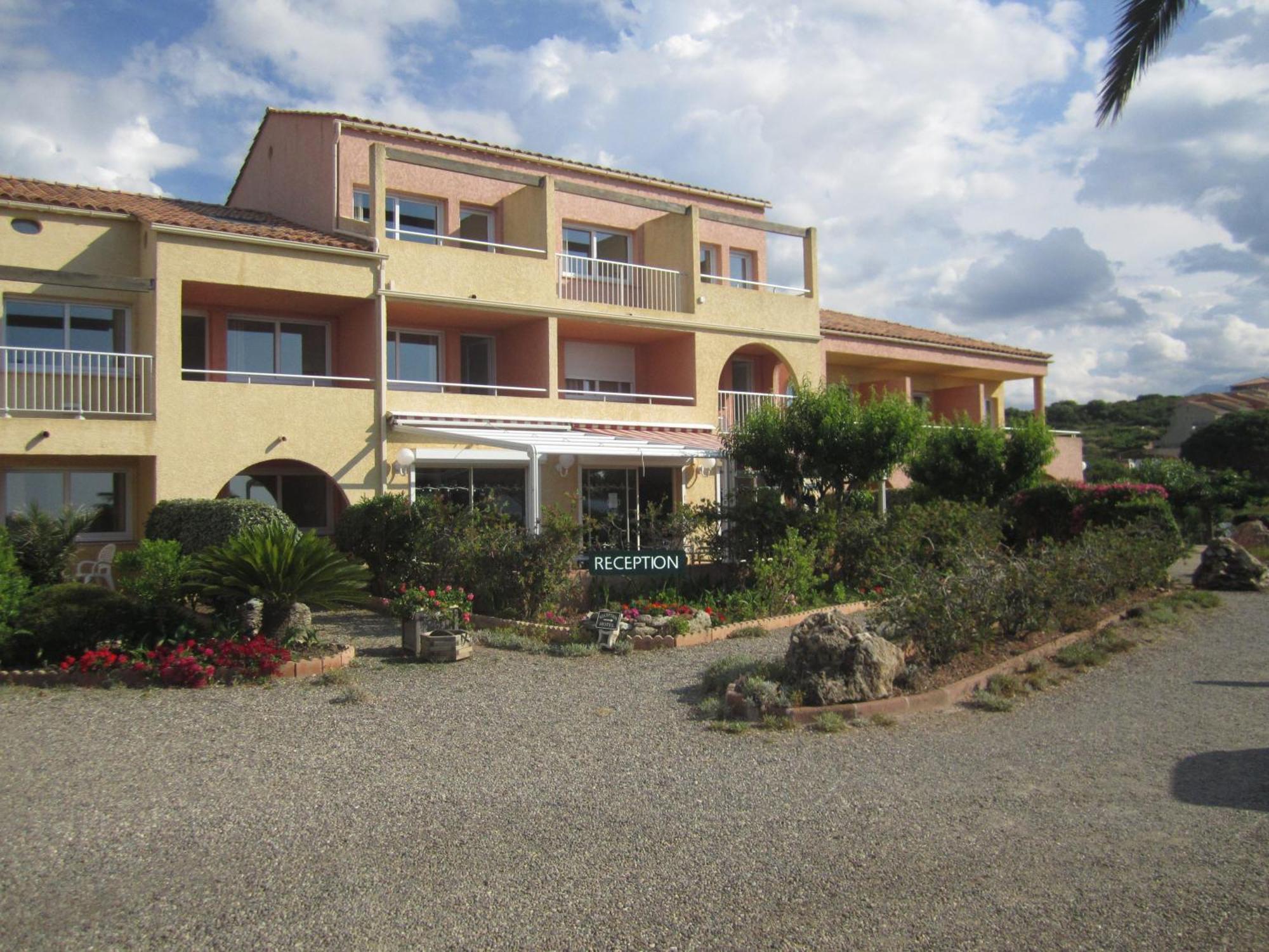 Hotel Les Galets แซ็งต์-โฟลร็องต์ ภายนอก รูปภาพ
